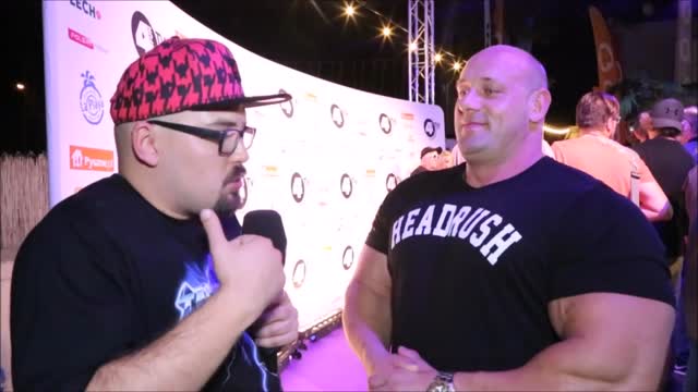 Robert Burneika: "Lubię ćwiczyć przy mocnym brzmieniu muzyki"