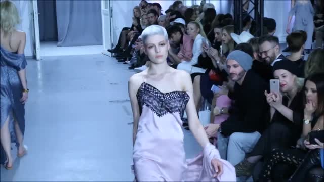 Thecadess - pokaz kolekcji wiosna - lato 2018 Muzeum Etnograficzne w Warszawie