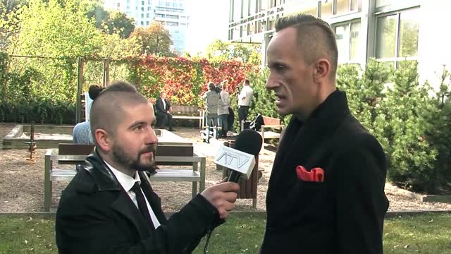 Backstage sesji fotograficznej Daniela Olbrychskiego dla Moda &amp; Styl 2014