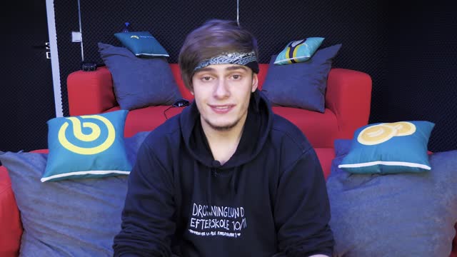 JAK OSZCZĘDZIĆ NA KUPNIE GIER