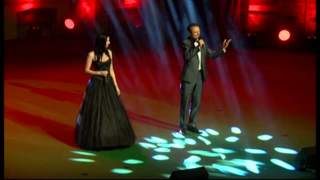 Damian Holecki i Magdalena Pal - Vivo Per Lei039