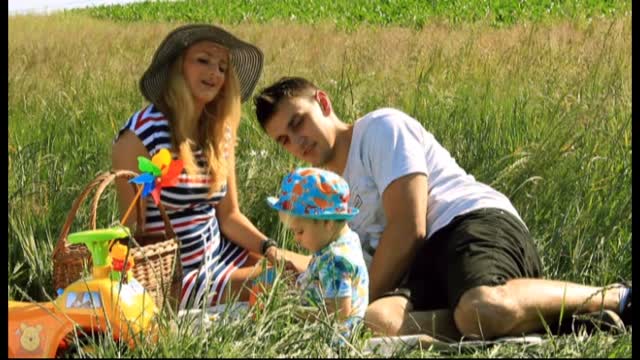 Kasia Piowczyk - Miłość rozkwita w nas104