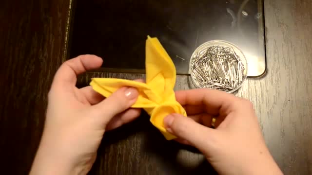 Zajączek wielkanocny z serwetki