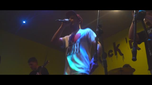 Myasta - "Każdy nowy dzień" Live in CCH Rock'n'Roll Bar