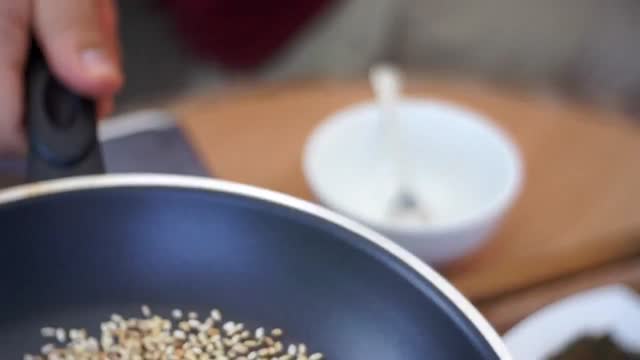 Jak zrobić tradycyjną herbatę ryżową?